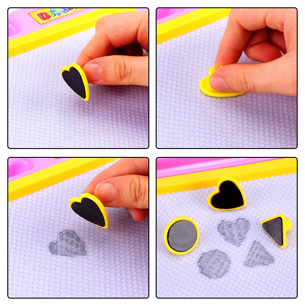 Magnetic drawing board with illustrations Magnetic drawing board with illustrations